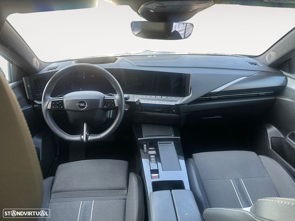 Opel Astra 1.2 T GS Aut. - 10