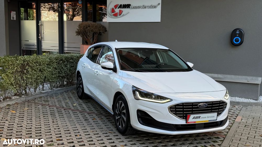 Ford Focus 1.0 EcoBoost Titanium - 1