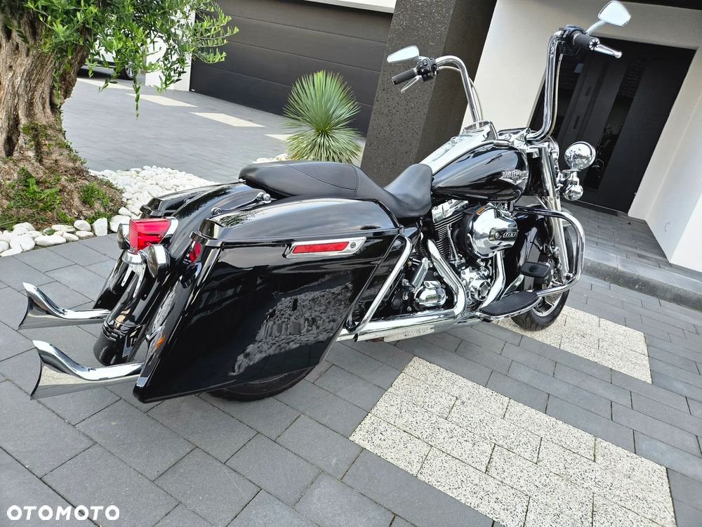 Harley-Davidson Touring Road King - 9