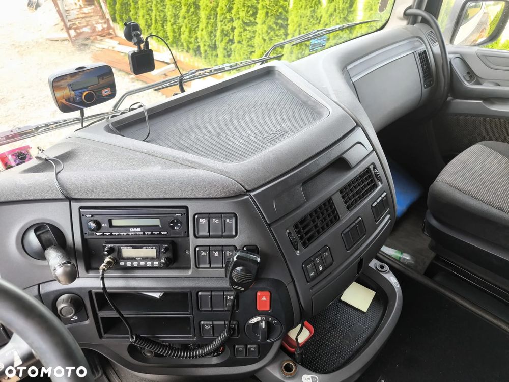 DAF XF 106  EURO 6 - 6
