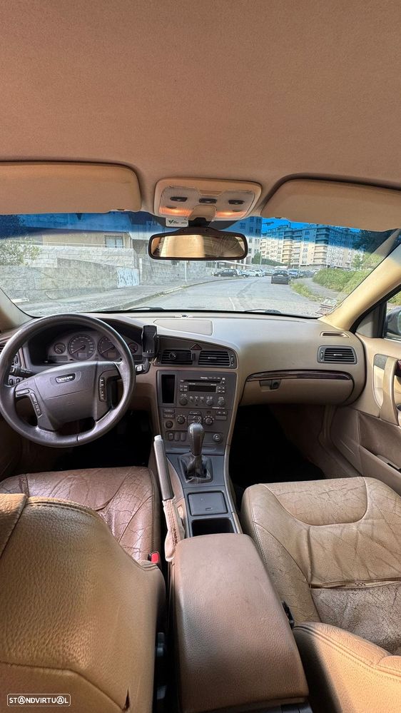 Volvo V70 2.0 T - 8
