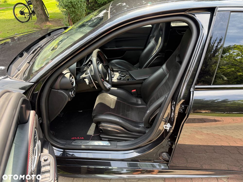 Alfa Romeo Giulia 2.9 Bi Turbo V6 Quadrifoglio - 10