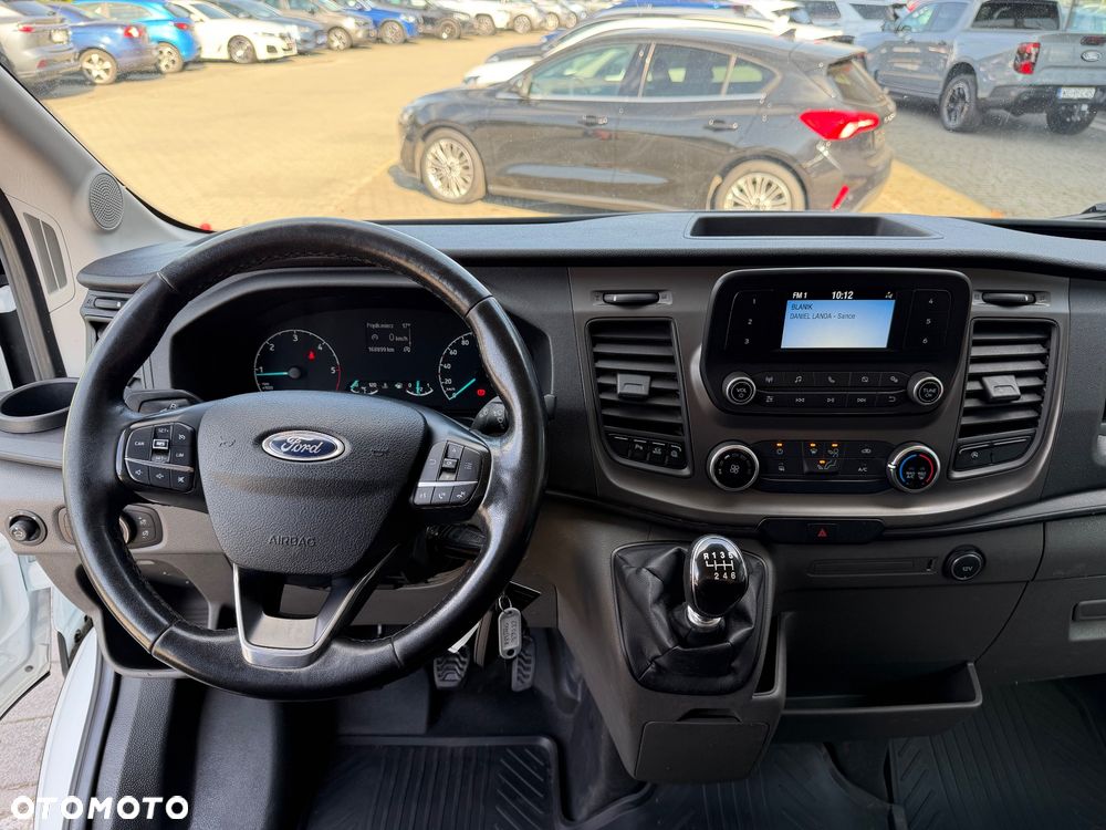 Ford Transit - 32