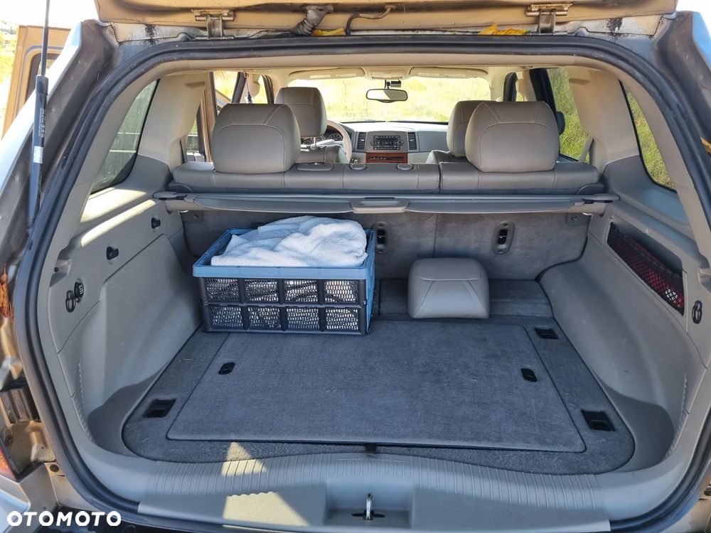 Jeep Grand Cherokee 05-07 - 16