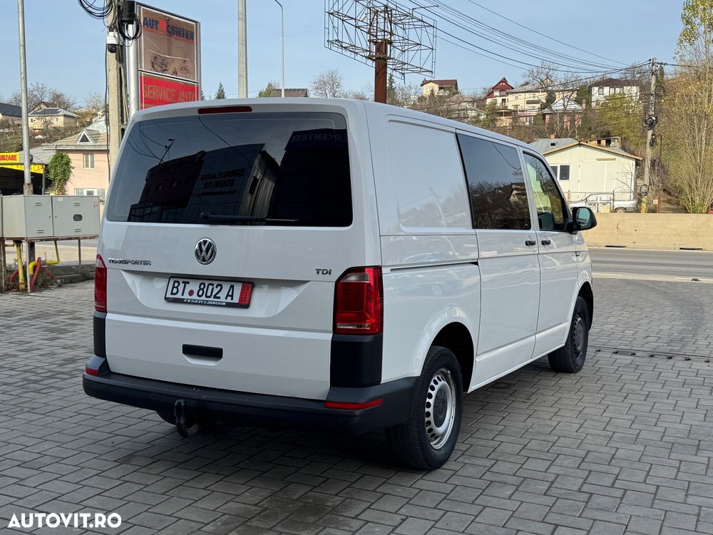 Volkswagen Transporter - 28