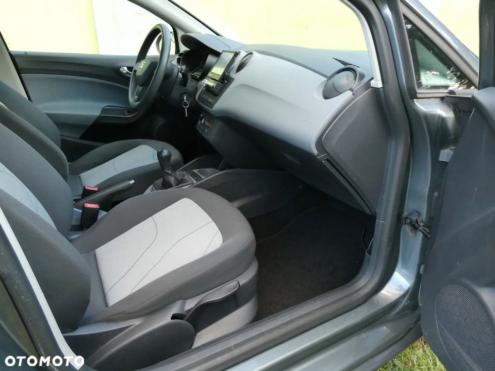 Seat Ibiza 1.4 16V Reference Salsa - 11