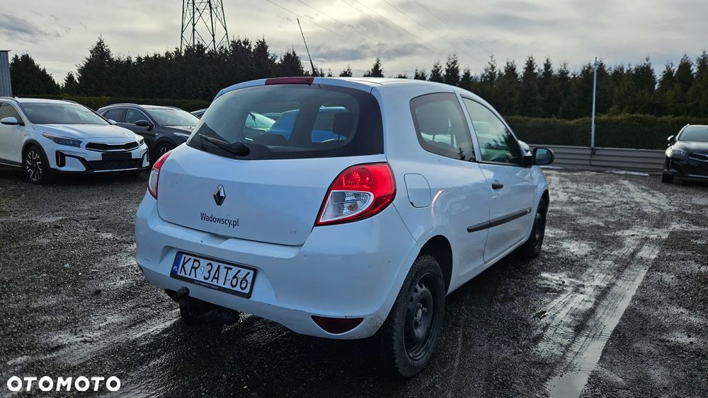 Renault Clio 1.5 dCi Alize - 7
