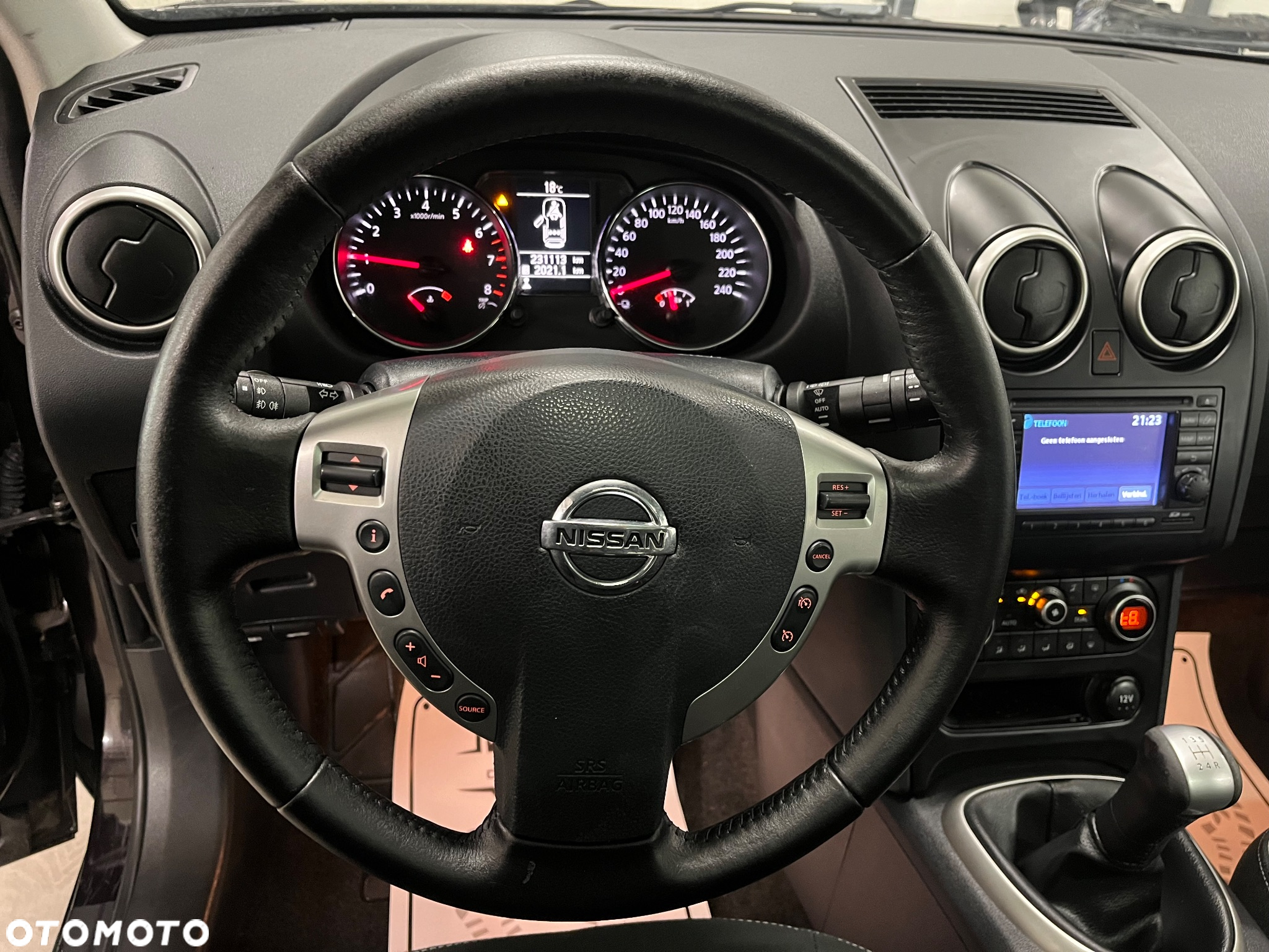 Nissan Qashqai 1.6 Tekna - 26