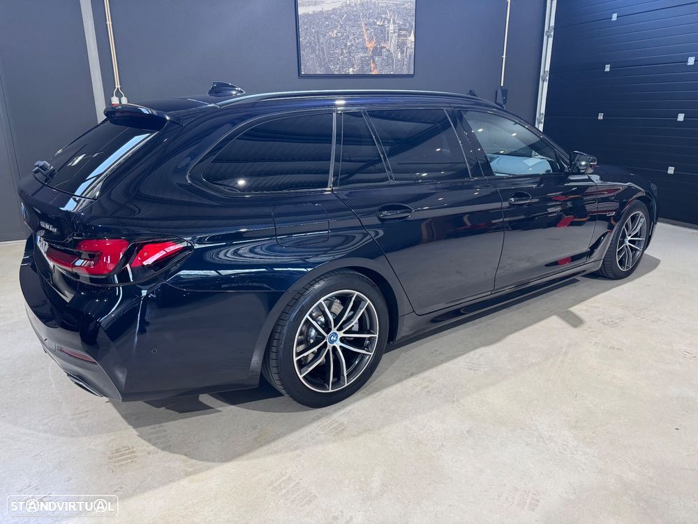 BMW 530 e Pack Desportivo M - 10