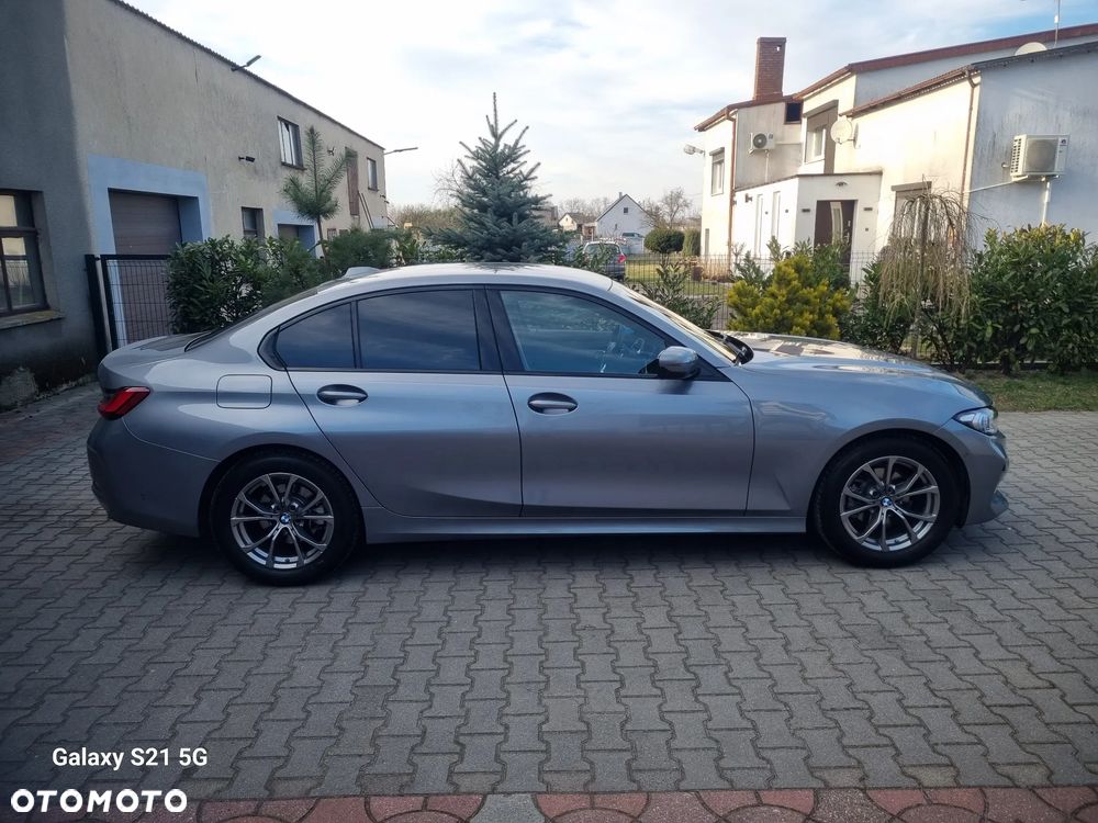 BMW Seria 3 318i - 3