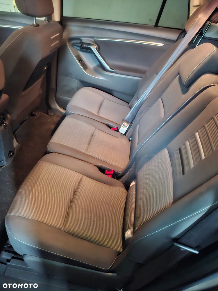 Toyota Verso 1.8 Premium 7os EU6 - 5