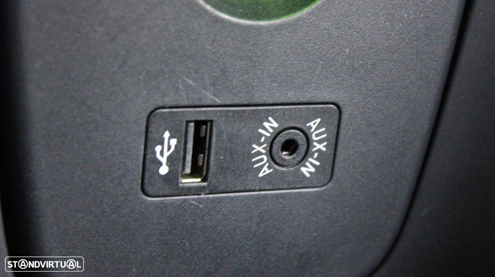 MINI 3 Portas Cooper D Aut. Seven Chili - 26