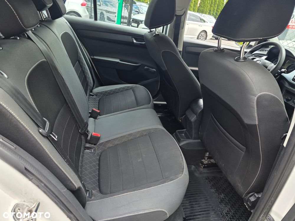 Skoda Fabia 1.0 Ambition - 21