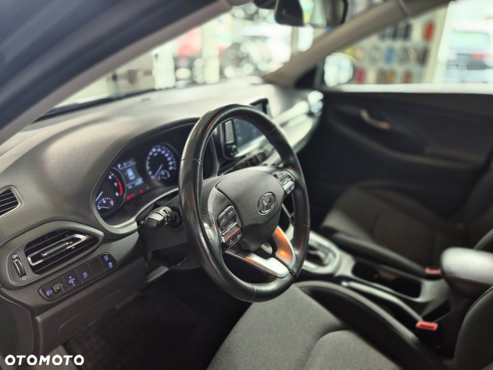 Hyundai i30 1.5 T-GDI 48V Comfort DCT - 15