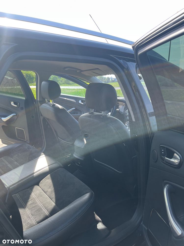 Ford Mondeo 2.0 TDCi Titanium - 10