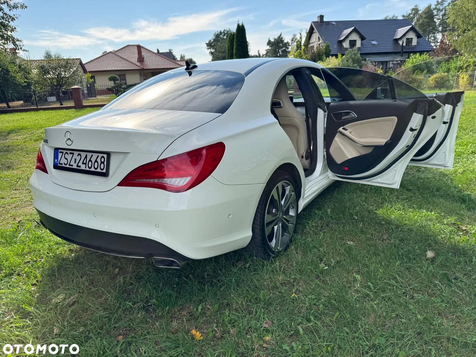 Mercedes-Benz CLA 200 7G-DCT - 10