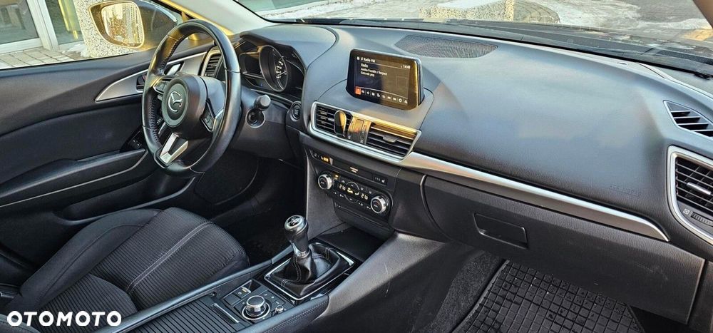 Mazda 3 - 15