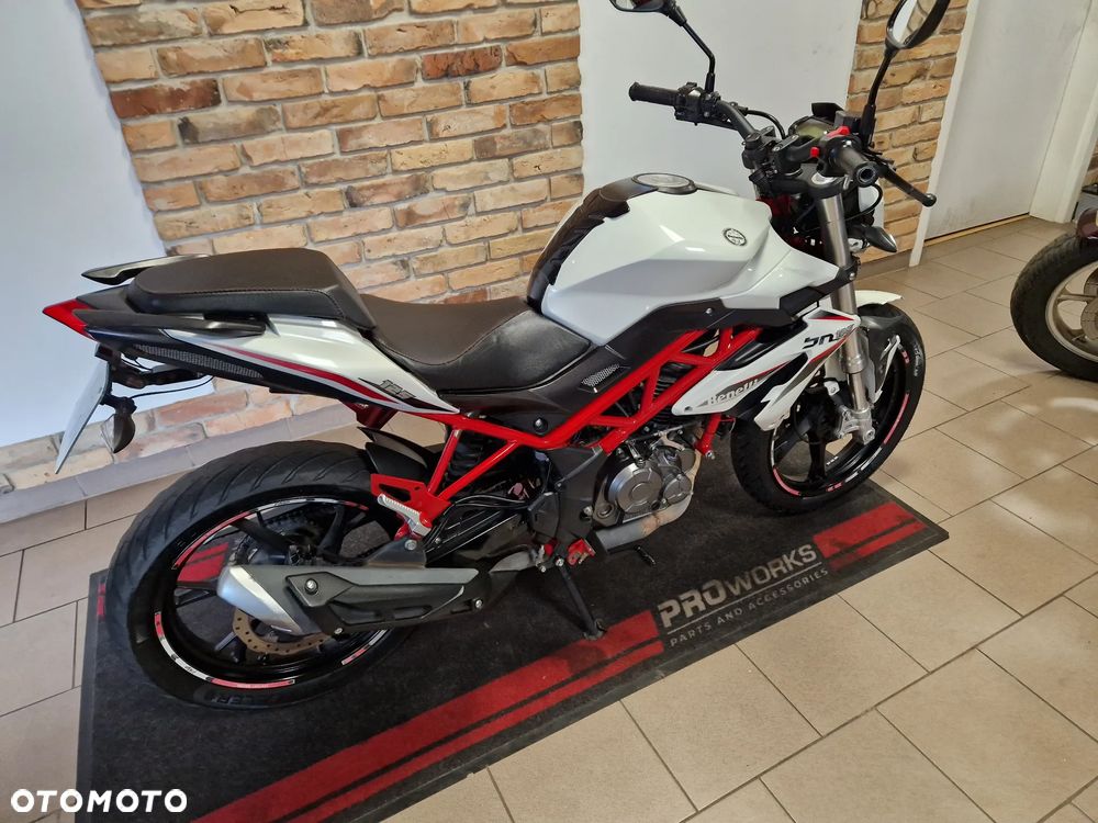 Benelli BN 125 - 2