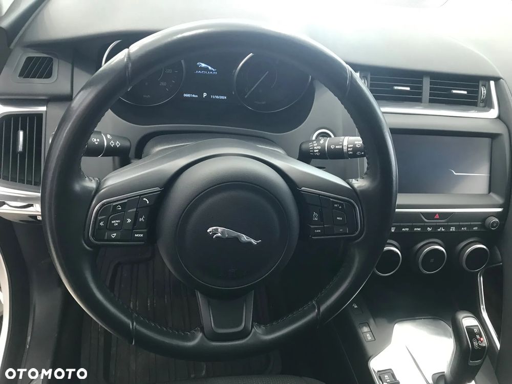 Jaguar E-Pace 2.0 i4D AWD - 27