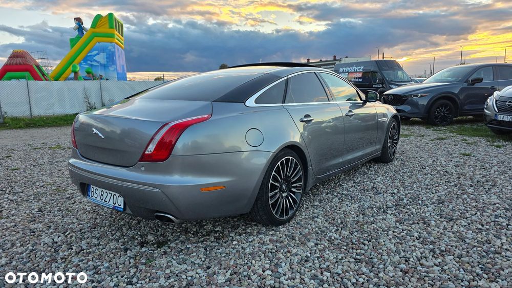 Jaguar XJ 3.0 D V6 Premium Luxury - 6