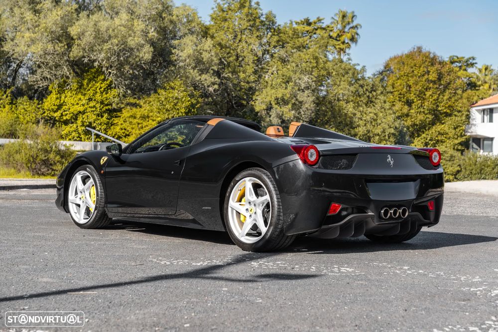 Ferrari 458 Spider - 4