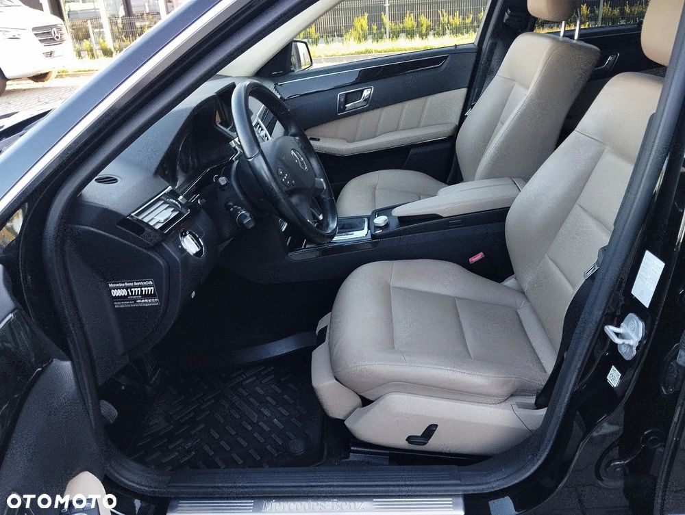 Mercedes-Benz Klasa E 250 CGI BlueEffICIENCY Avantgarde - 16