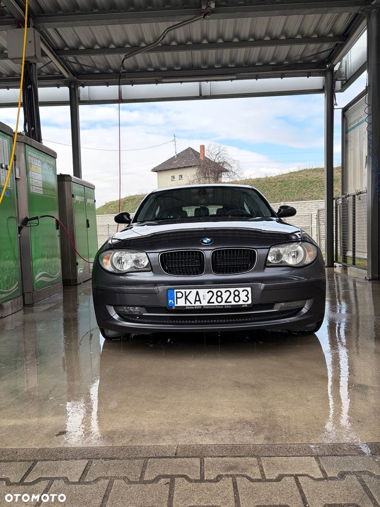 BMW Seria 1 118d - 6