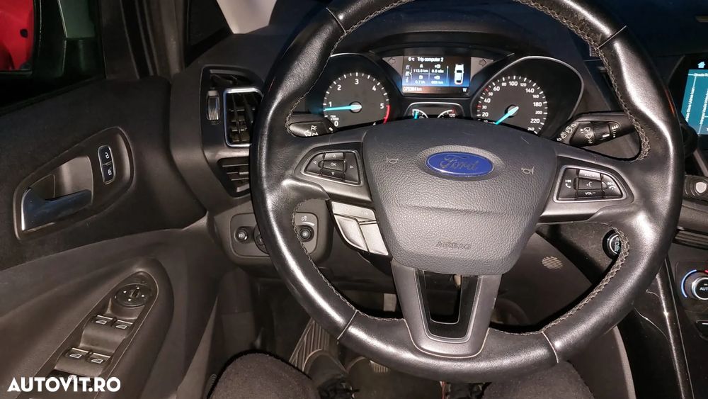 Ford Kuga 2.0 TDCi 4WD Titanium - 6