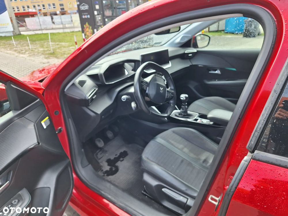 Peugeot 208 1.2 PureTech Allure S&S - 8