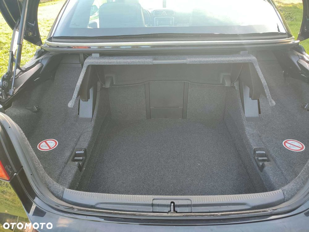Volkswagen Eos - 8