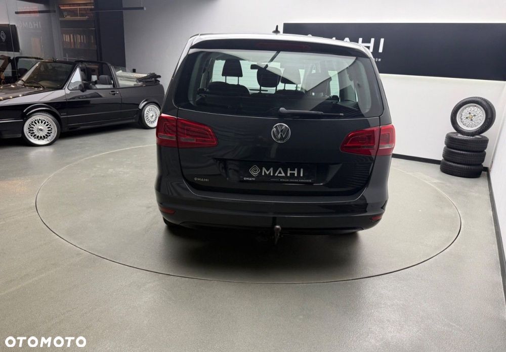 Volkswagen Sharan 2.0 TDI DSG BlueMotion Technology Trendline - 11