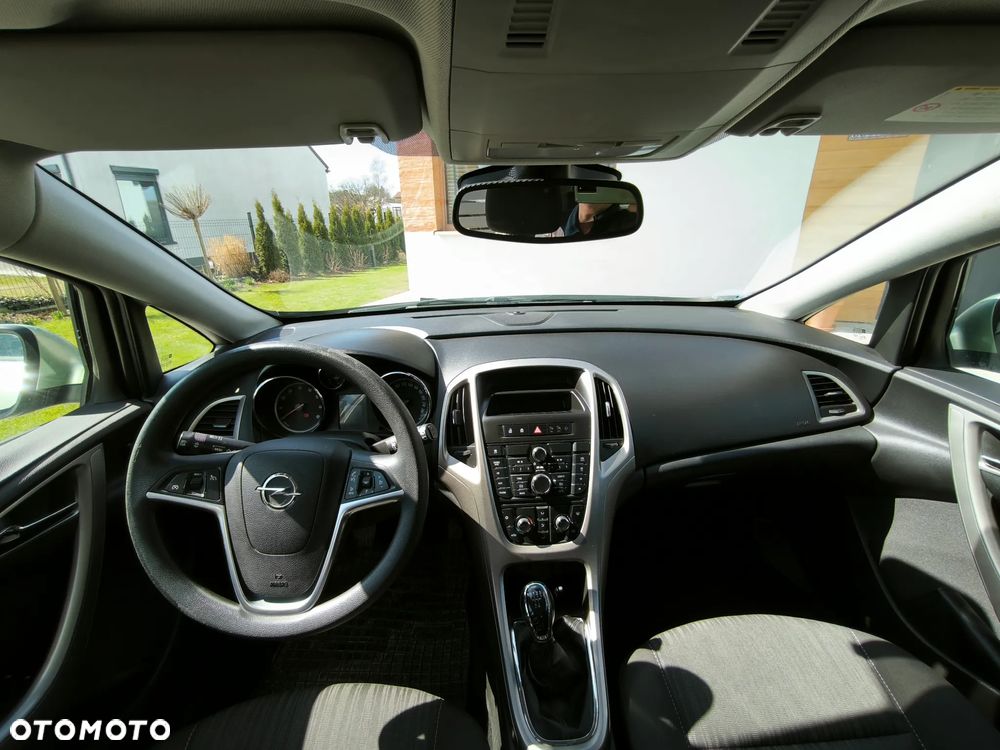 Opel Astra - 11