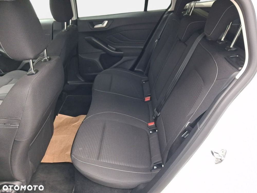 Ford Focus - 14