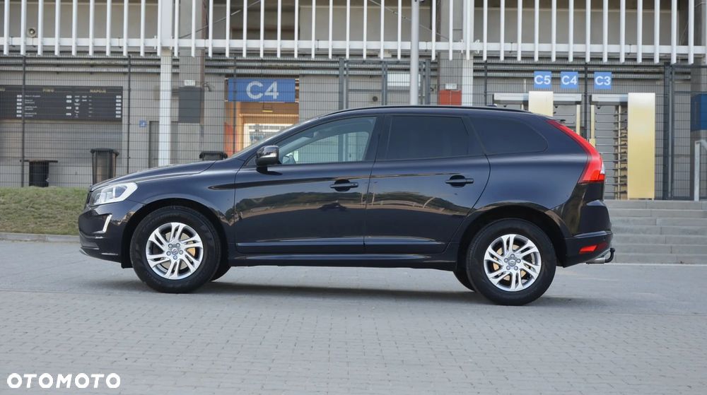 Volvo XC 60 - 4