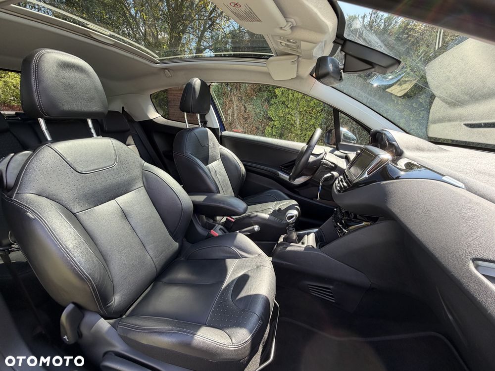 Peugeot 208 1.6 THP Allure - 19