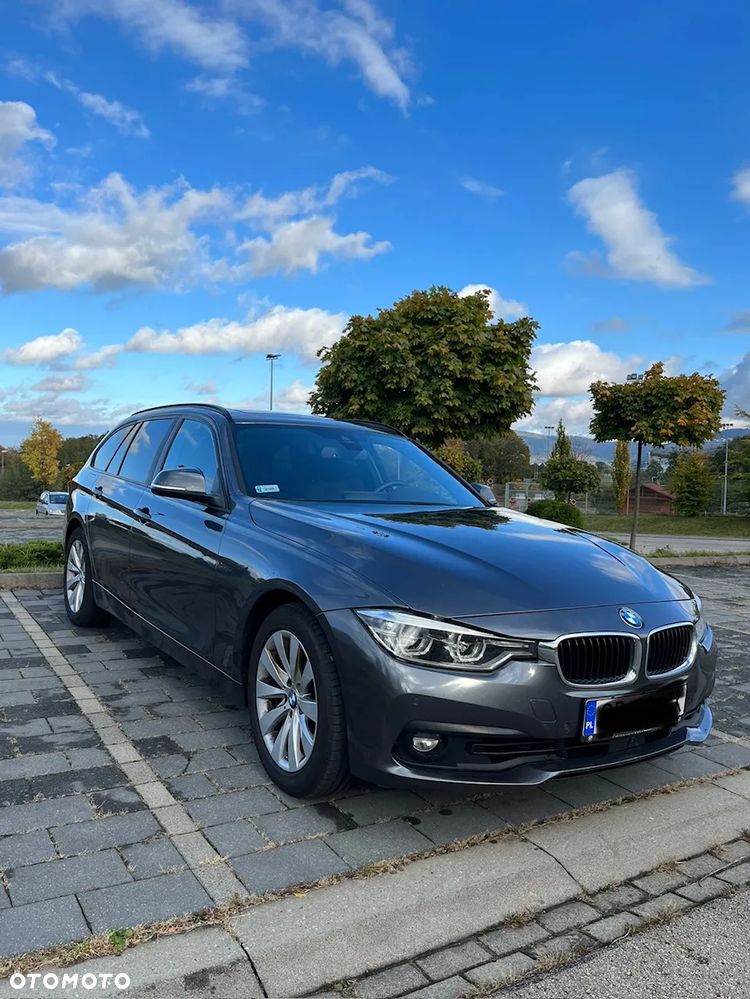 BMW Seria 3 330i Touring xDrive Advantage - 2