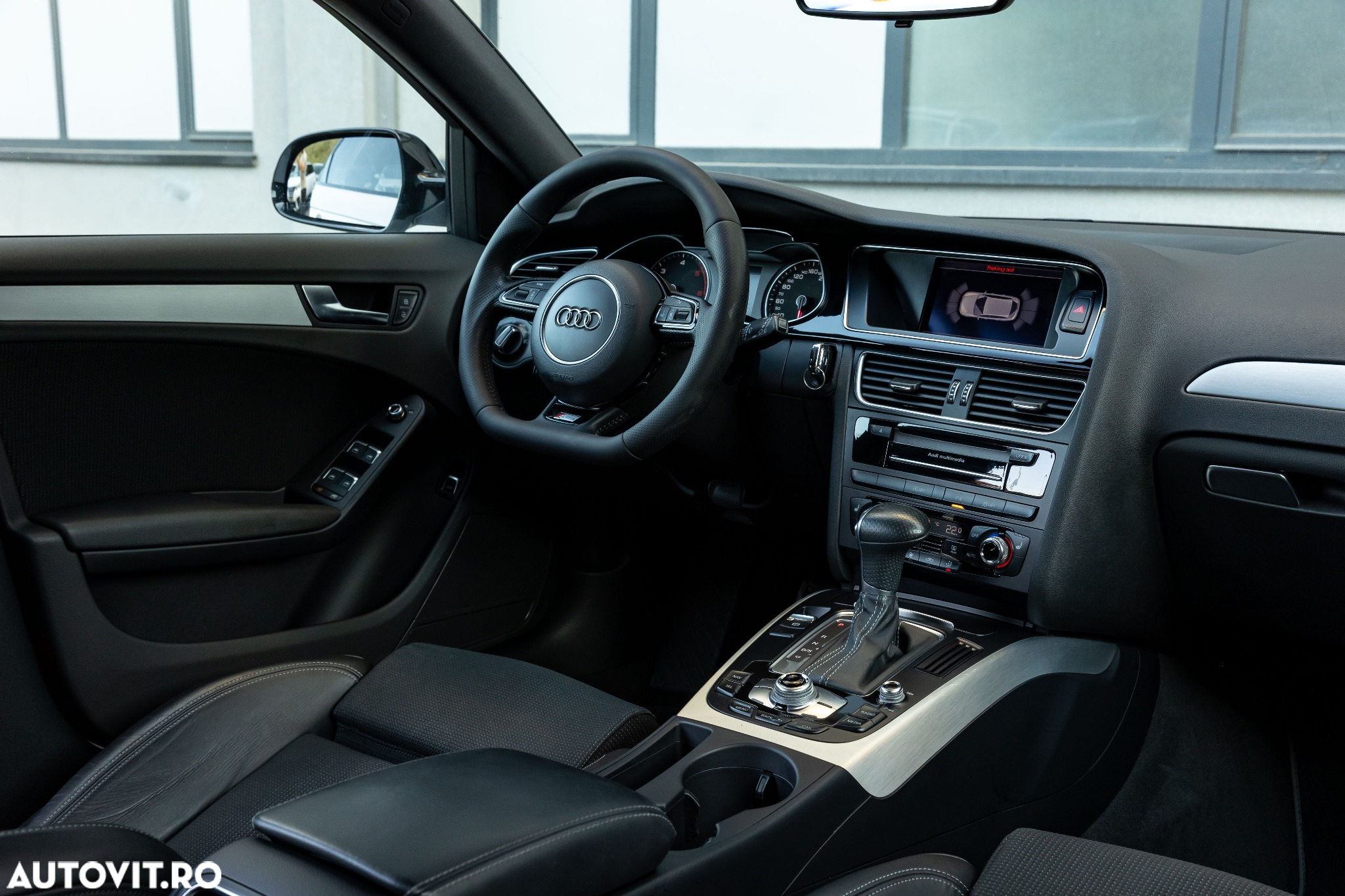 Audi A4 Avant 40 TDI S tronic S line - 17