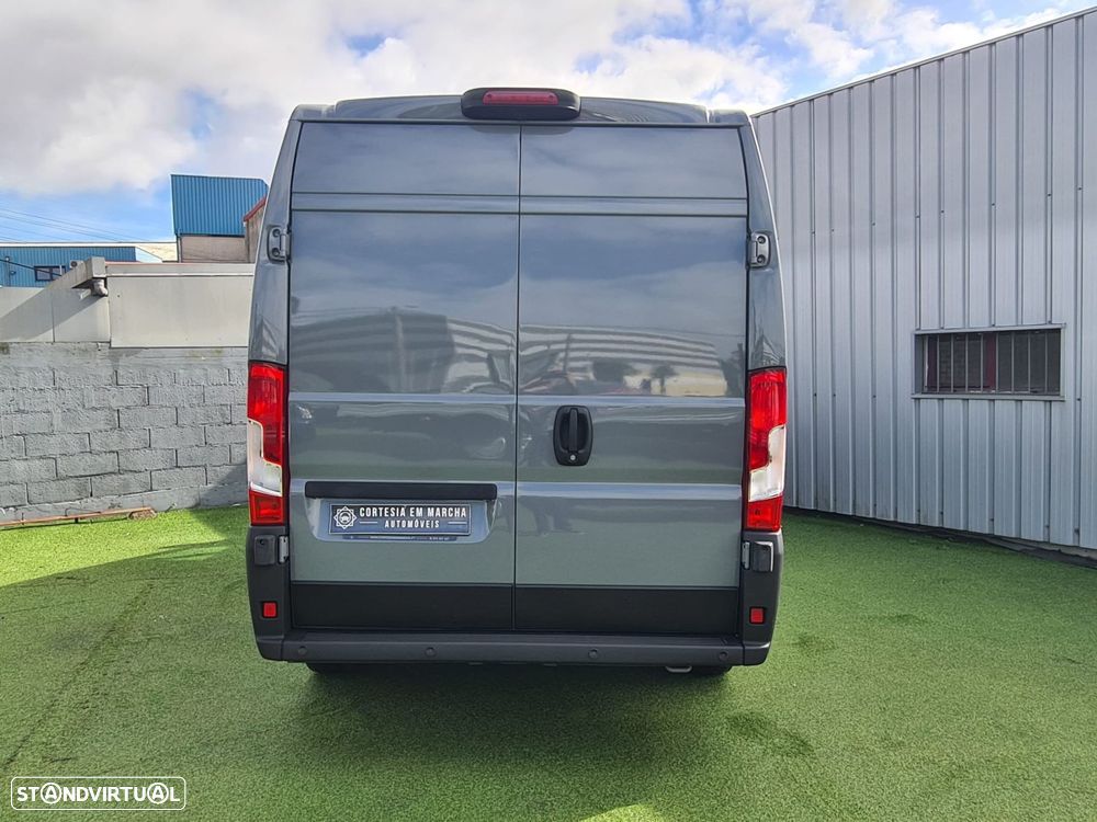 Citroën Jumper 2.0 BlueHDi 35 L4 - 12