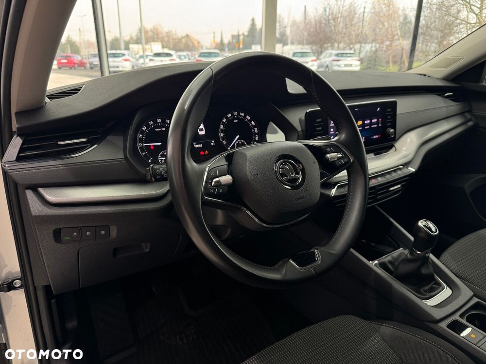 Skoda Octavia 2.0 TDI Ambition - 8