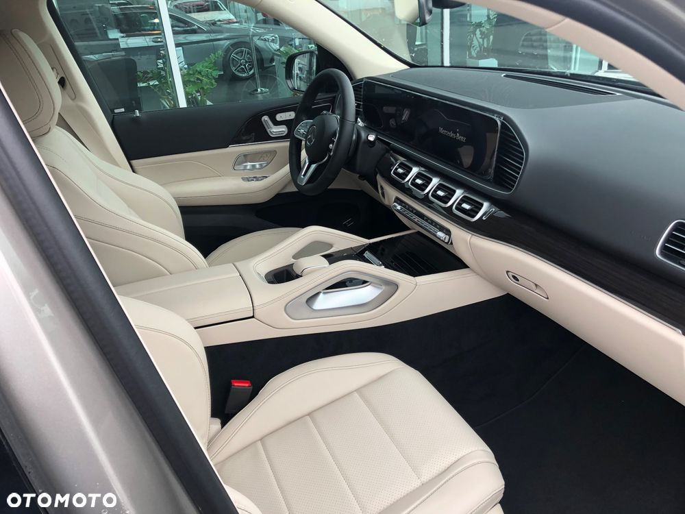 Mercedes-Benz GLE - 2