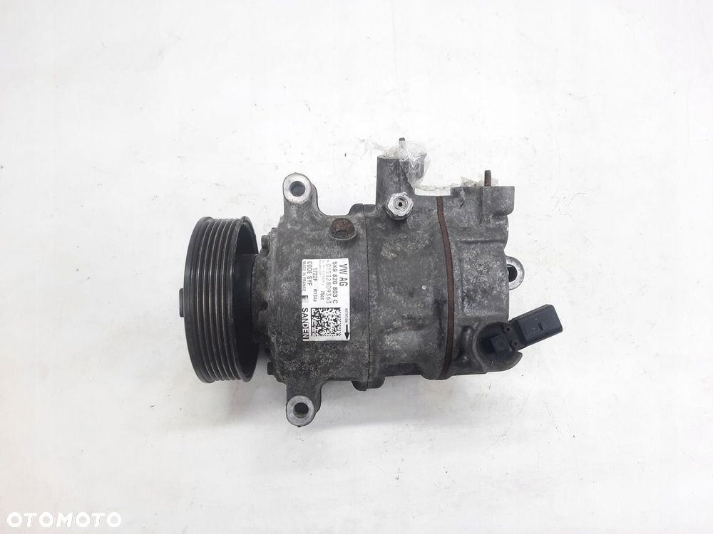 SPRĘŻARKA KLIMATYZACJI AUDI A3 VW POLO TIGUAN SHARAN 2.0 TDI 5K0820803C - 1