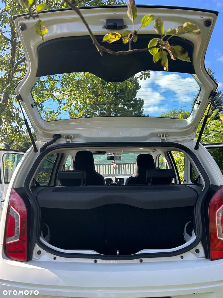 Volkswagen up! - 6