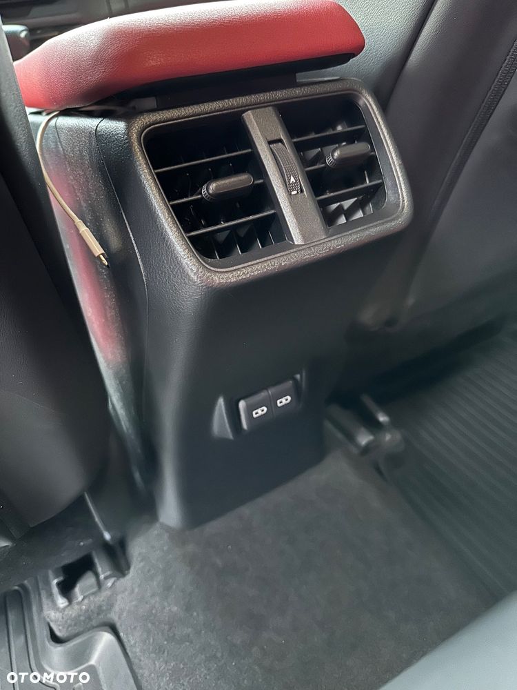 Lexus UX 250h Executive Line - 25