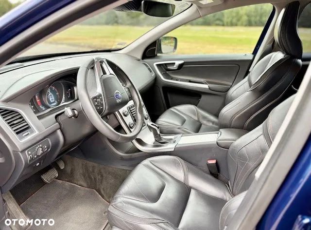 Volvo XC 60 D4 Drive-E Ocean Race - 6