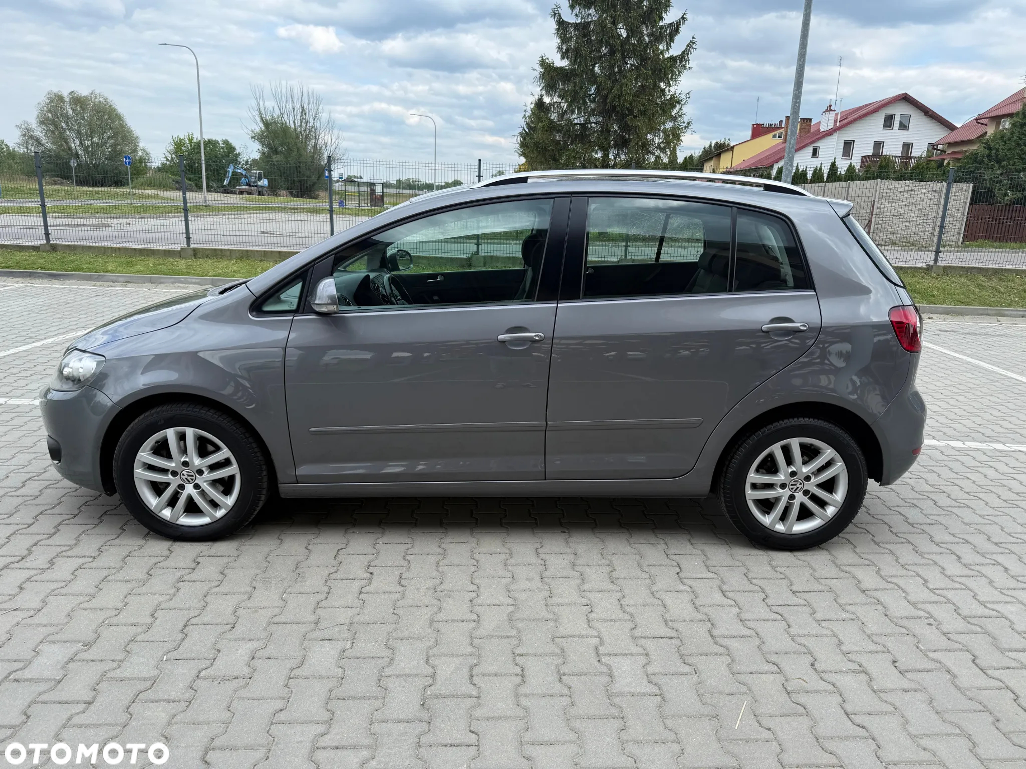 Volkswagen Golf Plus 1.6 TDI Highline DSG - 3
