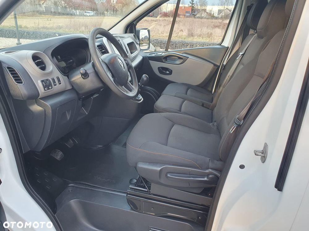 Renault Trafic - 8