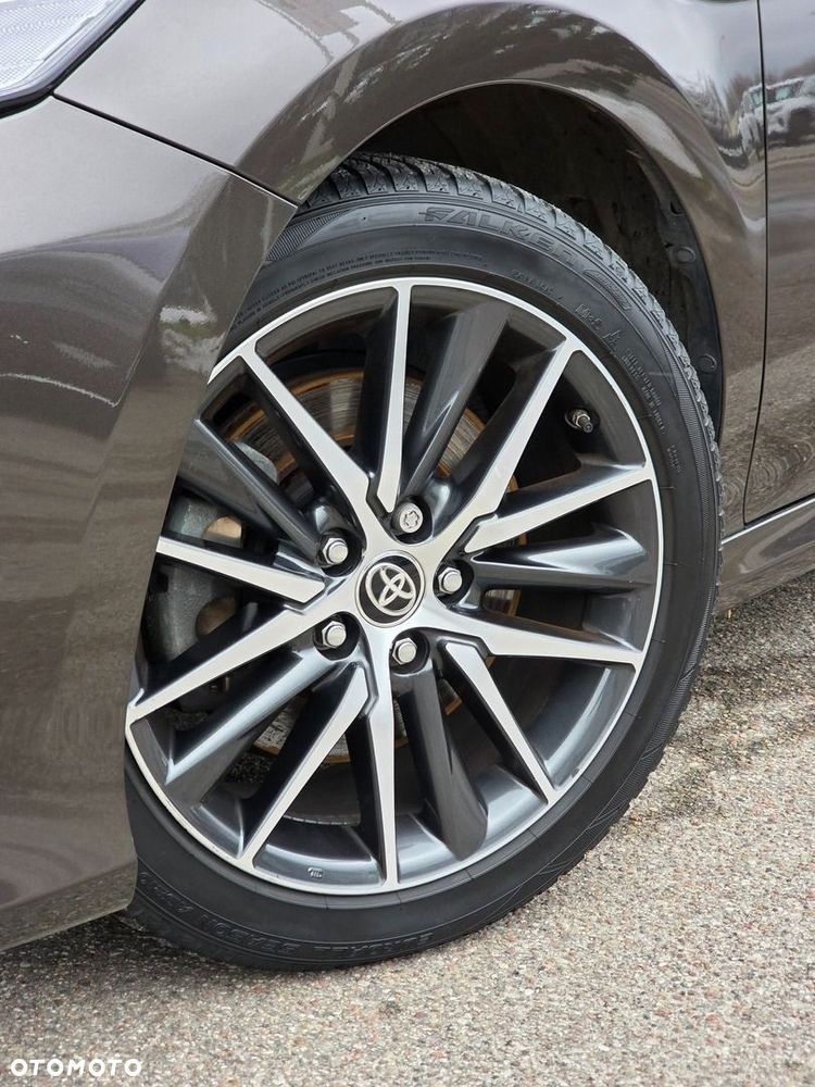 Toyota Camry 2.5 Hybrid Prestige CVT - 21