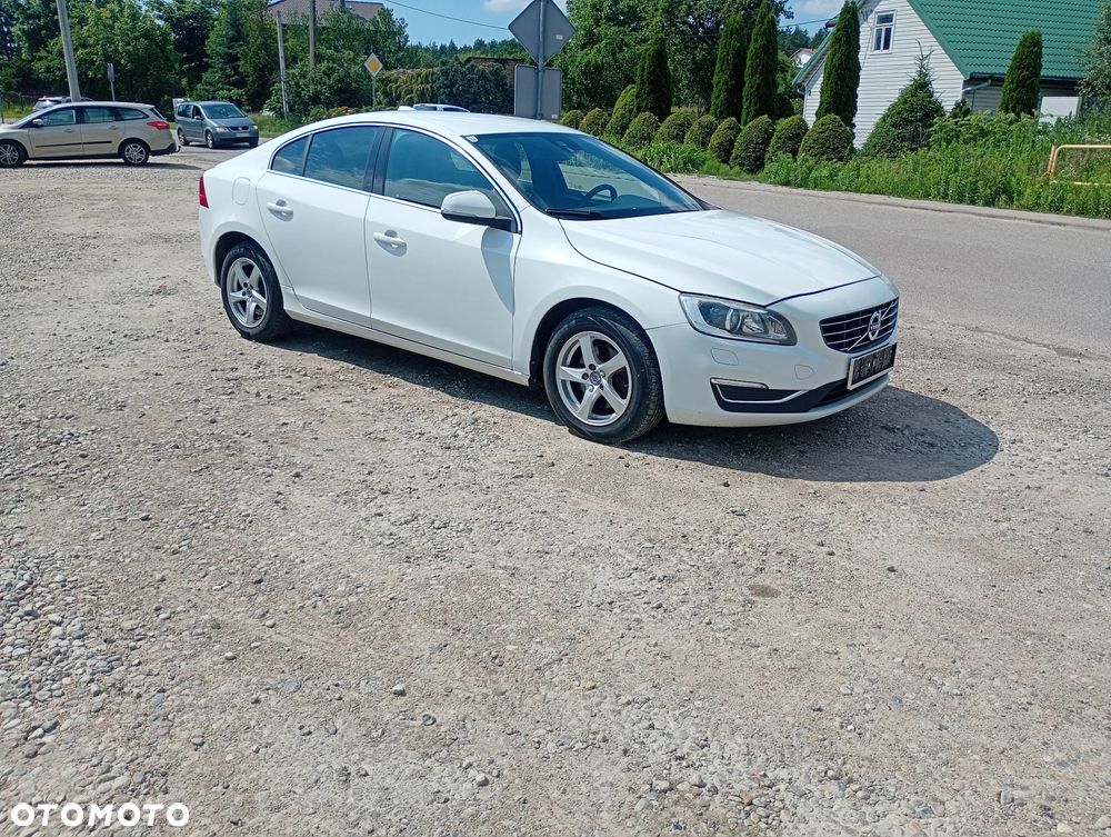 Volvo S60 D3 Geartronic Momentum - 10
