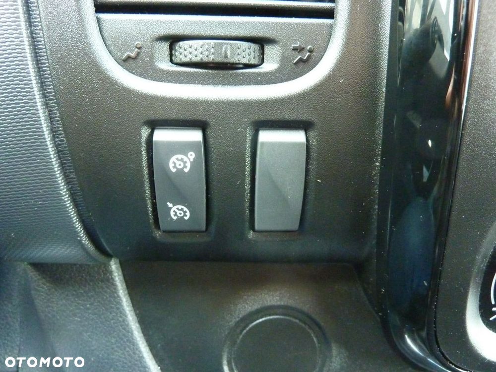 Opel Vivaro - 22