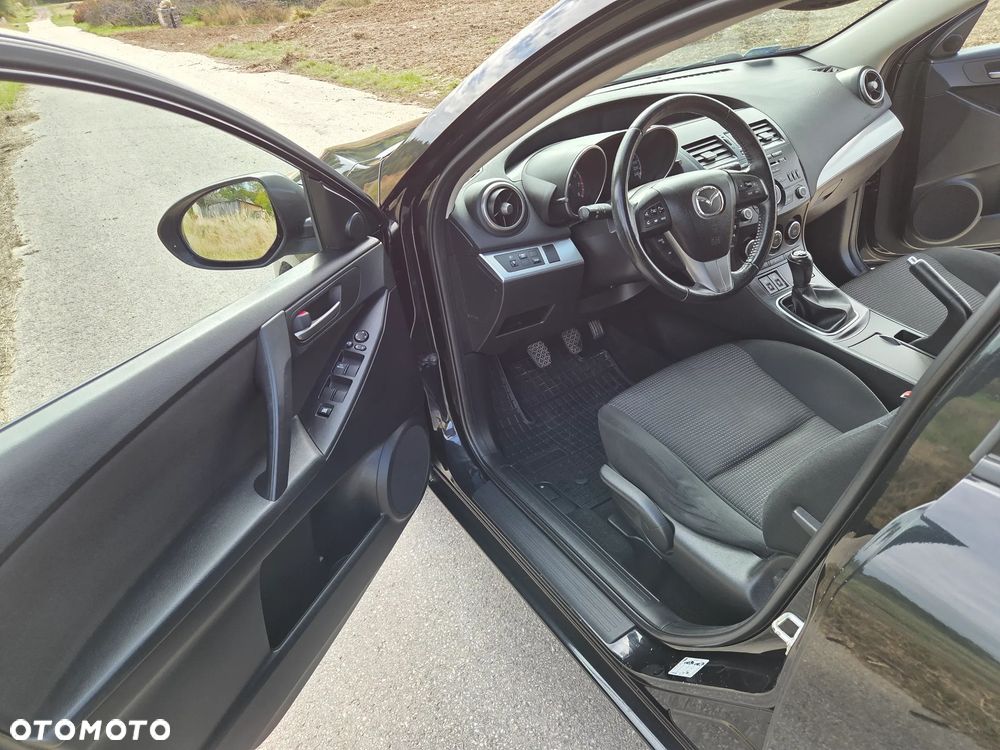 Mazda 3 1.6 Exclusive EU5 - 17